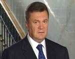 Виктор Янукович уже хочет сменить власть