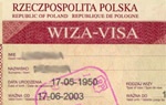 Польша сократила для украинцев список документов на получение визы
