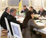 Ющенко критикует мэров за низкий уровень подготовки в Евро-2012
