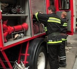 15 человек эвакуировали спасатели из-за пожара в жилом доме Первомайского