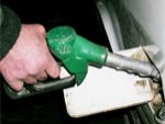 Минтопэнерго обещает подкорректировать цены на бензин