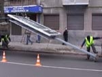 В Харькове демонтируют более 700 незаконных рекламных щитов