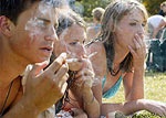 Почти 80% подростков пробовали курить