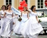 Невесты пройдут парадом по площади Свободы