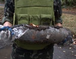 Военные очищают лозовские поля от боеприпасов