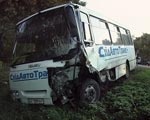 На трассе Харьков-Симферополь Daewoo Sens столкнулся с пассажирским автобусом