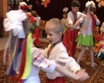 Депутаты облсовета поздравили воспитанников детских домов с праздником Святого Николая