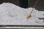 За выходные с дорог Харькова вывезли почти три тысячи кубометров снега