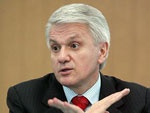 Литвин поручил подготовить законопроект об уменьшении транспортного сбора
