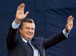 Янукович едет «поднимать» Крым