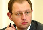 Яценюк объявил о начале народовластия: вопросы государственного устройства должны решаться на референдуме