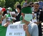 Где наш голос? Около 30 граждан Ирана сегодня вышли с акцией протеста на площадь Свободы