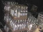 Налоговики изъяли шесть тонн спирта и поддельной водки. «Паленку» продавали в «рюмочных» города