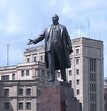 И Ленин снова молодой! Ремонт памятника отцу революции закончат ко Дню города