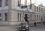 Тимошенко заинтересовалась трещинами на здании библиотеки Короленко