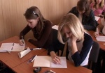 Яценюк раскритиковал реформы украинской системы среднего образования