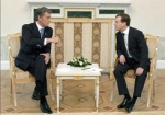 Медведев не захотел пообщаться с Ющенко