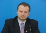 ЦИК зарегистрировала первого претендента на пост Президента Украины