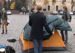 Активисты кампании «Спасти «Боммеръ» убрали палатки с площади Свободы
