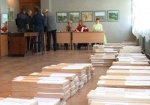 Без перерывов и выходных. Харьковские избиркомы готовятся к президентским выборам
