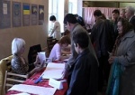 В Харькове выборы стартовали без эксцессов. Проголосовать должны больше двух миллионов человек