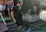 В Харькове отметили Крещение освящением новой купели. Окунулся в ней и мэр города