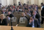 Обменялись обвинениями. Харьковские депутаты посвятили сегодняшние сессии предвыборным дискуссиям