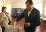 Михаил Добкин проголосовал за уверенность в завтрашнем дне