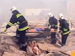 Восемь человек спасли пожарные из горящего дома