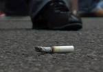 Харьковчане экономят на сигаретах. После подорожания табака в Украине зафиксировано рекордное количество бросивших курить