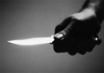 В Лозовой женщина ранила ножом своего возлюбленного
