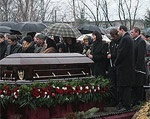 Мемориальная доска Евгению Кушнареву будет установлена возле одного из входов в здание горисполкома