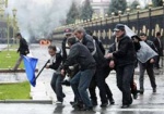 В Киргизии – переворот. По всей стране массовые беспорядки, в заложниках – представители власти