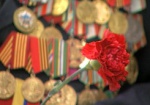 Харьковские ветераны получают деньги ко Дню Победы