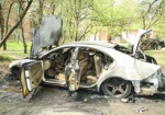 В центре Харькова сгорел Mercedes