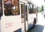 24-й и 63-й троллейбусы заменит временный автобус. На проспекте 50-летия ВЛКСМ – ремонт