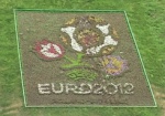 Второй раз за три недели неизвестные вытоптали клумбу-логотип Евро-2012