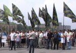 Молодые партии тоже хотят идти на выборы. Харьковчане протестуют против изменения закона о народном волеизъявлении