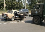 На Салтовке столкнулись грузовик «Облэнерго» и легковушка: 2 человека пострадали