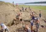 Табачник просит вузы вернуть археологов с раскопок