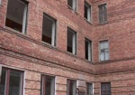 Новая жизнь для старого здания. В Краснограде продолжается капитальный ремонт школы