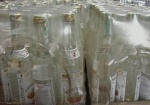 Налоговики изъяли более 3,2 тысяч литров спирта и поддельной водки