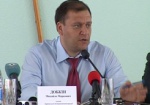 Добкин выступил на форуме перед Януковичем и Медведевым