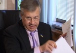 Янукович уволил Салыгина, несмотря на декретный отпуск