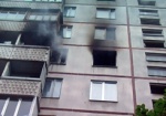 Из двух горящих многоэтажек в Харькове эвакуировали 18 человек. Некоторые успели надышаться угарным газом