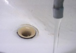 Из-за аварии на водопроводе отключили воду в частных домах в районе Журавлевки