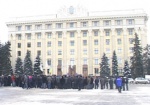 «Шевченковцы» на площади Свободы ждут губернатора