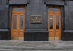 Янукович уволил 8 заместителей главы Администрации Президента