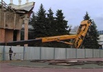 На реконструкции Харьковского аэропорта рухнул кран - погибли двое рабочих