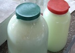 Великобурлукский завод обвиняют в производстве некачественного молока